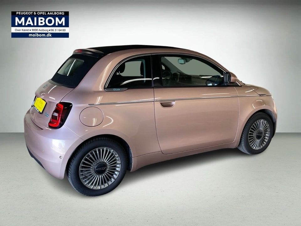 Fiat 500e 42 Lusso Cabrio 2d