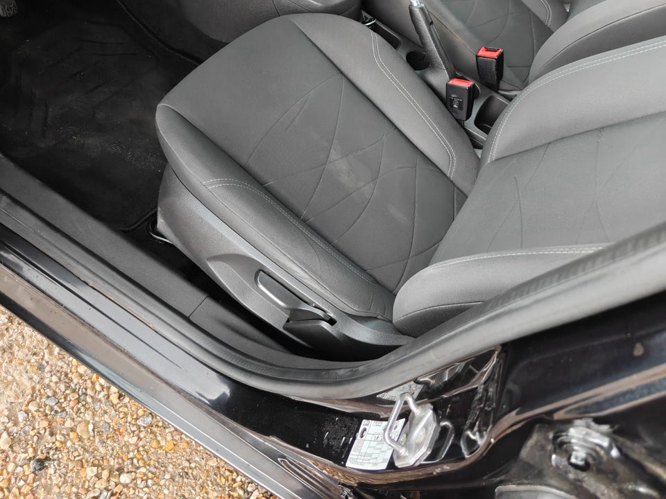 Ford Fiesta 1,0 65 Trend 5d
