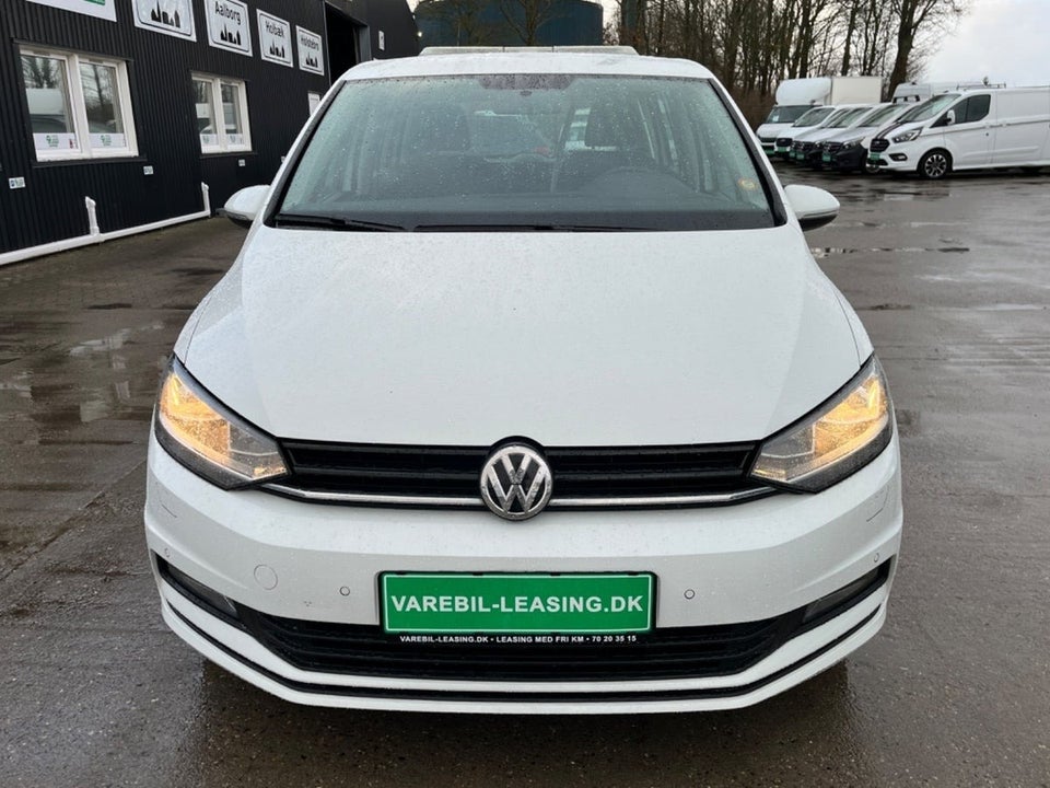 VW Touran 1,6 TDi 110 Trendline DSG Van 5d