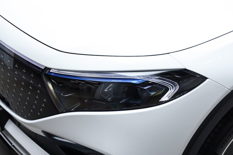 Mercedes EQB250+ AMG Advance 5d