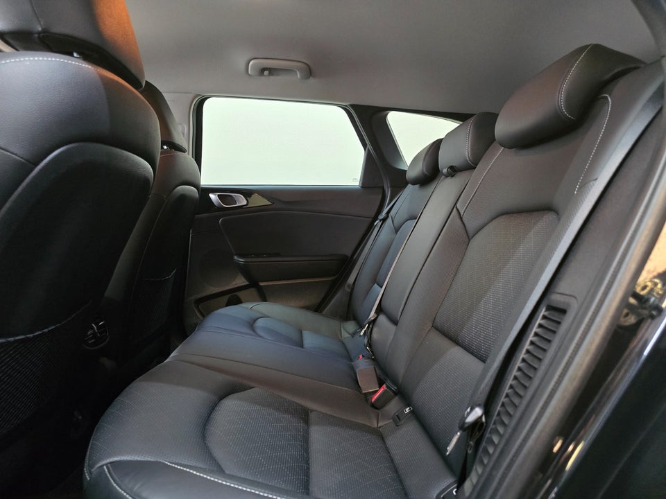 Kia Ceed 1,6 PHEV Upgrade SW DCT 5d