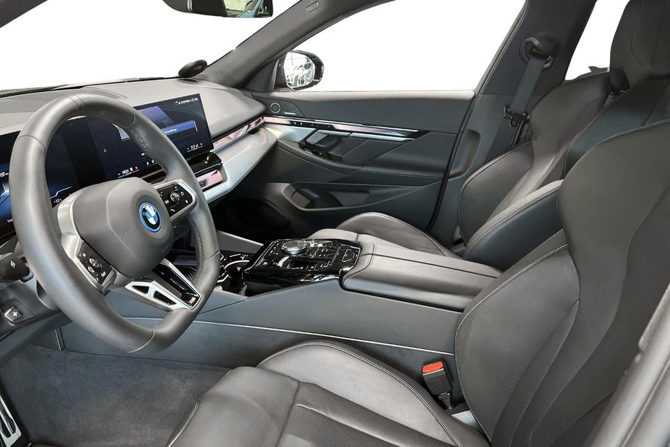 BMW i5 eDrive40 Touring Fully Charged M-Sport 5d