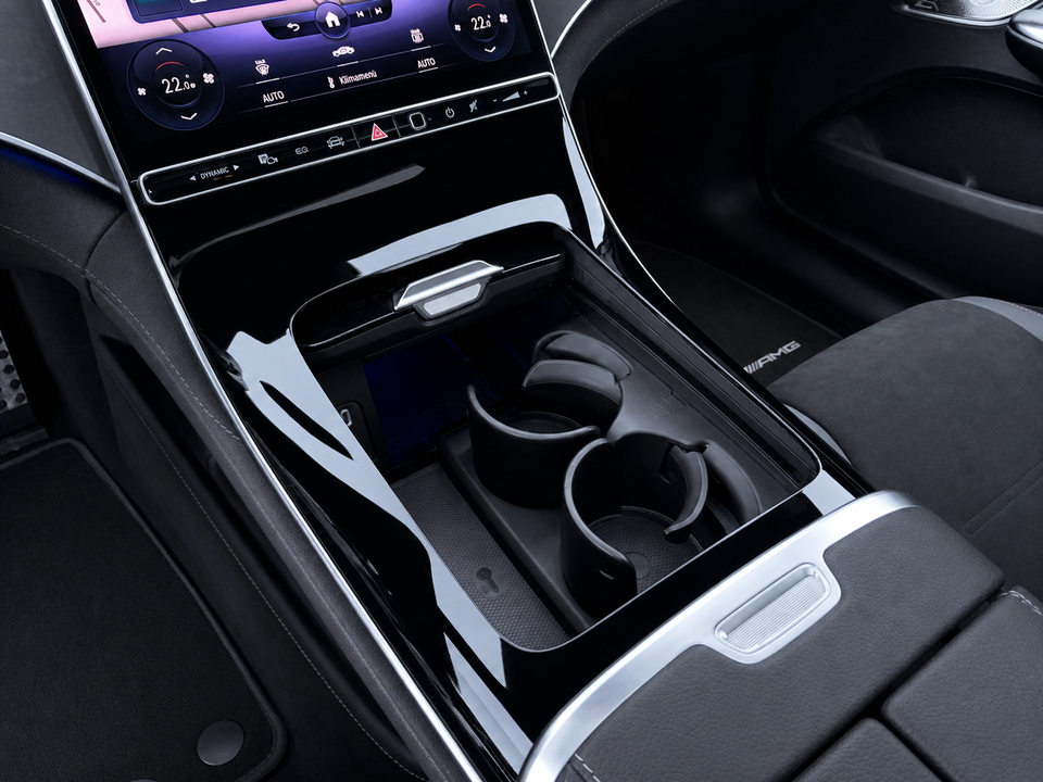 Mercedes EQE300 AMG Line 4d