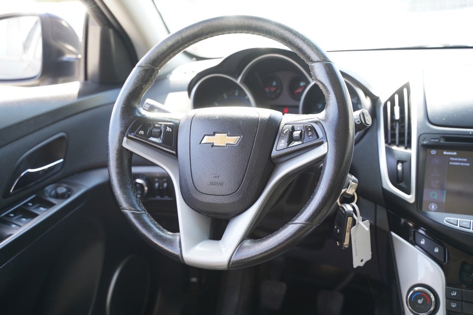 Chevrolet Cruze 1,8 LTZ stc. 5d