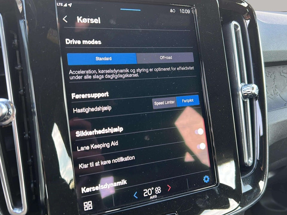 Volvo XC40 P6 ReCharge Core 5d