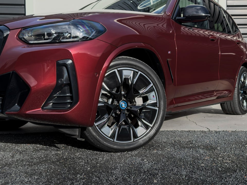 BMW iX3 Charged Plus M-Sport 5d