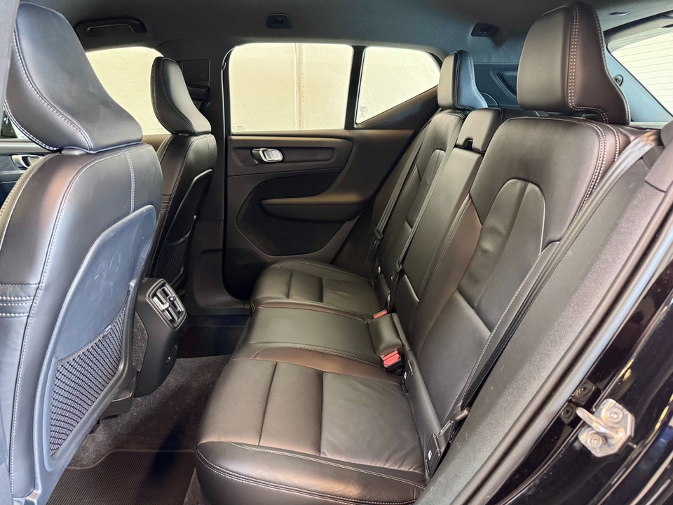 Volvo XC40 P8 ReCharge Twin R-Design 5d