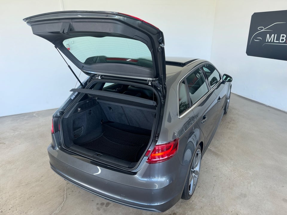 Audi A3 2,0 TDi 150 S-line Sportback S-tr. 5d