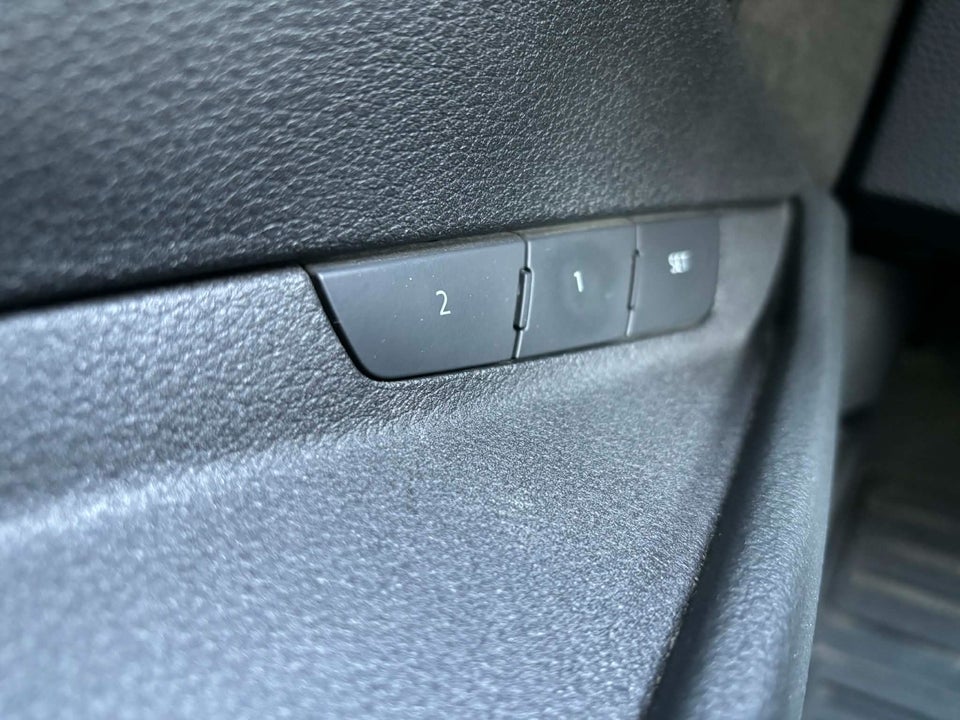 Audi e-tron 55 quattro 5d