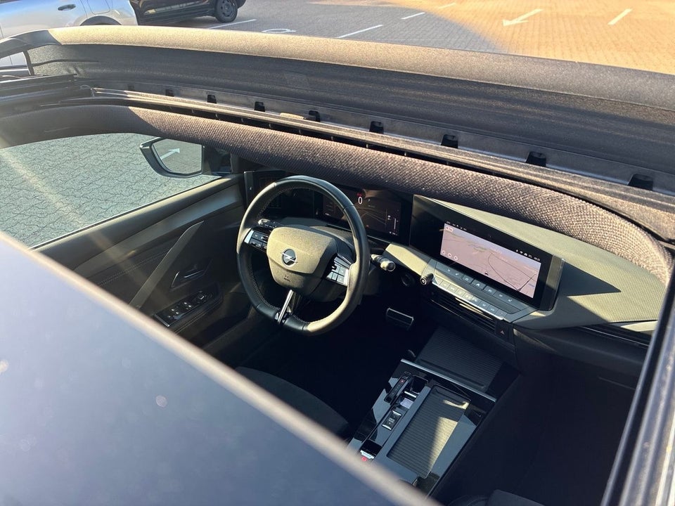 Opel Astra-e 54 Ultimate 5d
