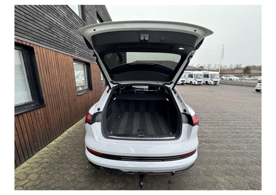 Audi e-tron 55 Black Edition S-line quattro 5d