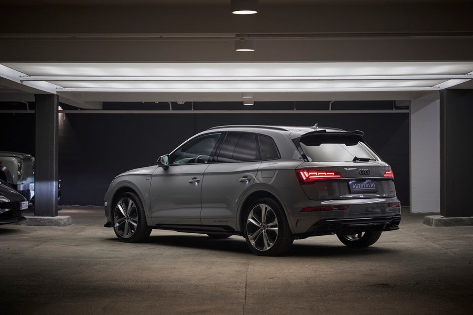 Audi Q5 55 TFSi e S-line quattro S-tr. 5d