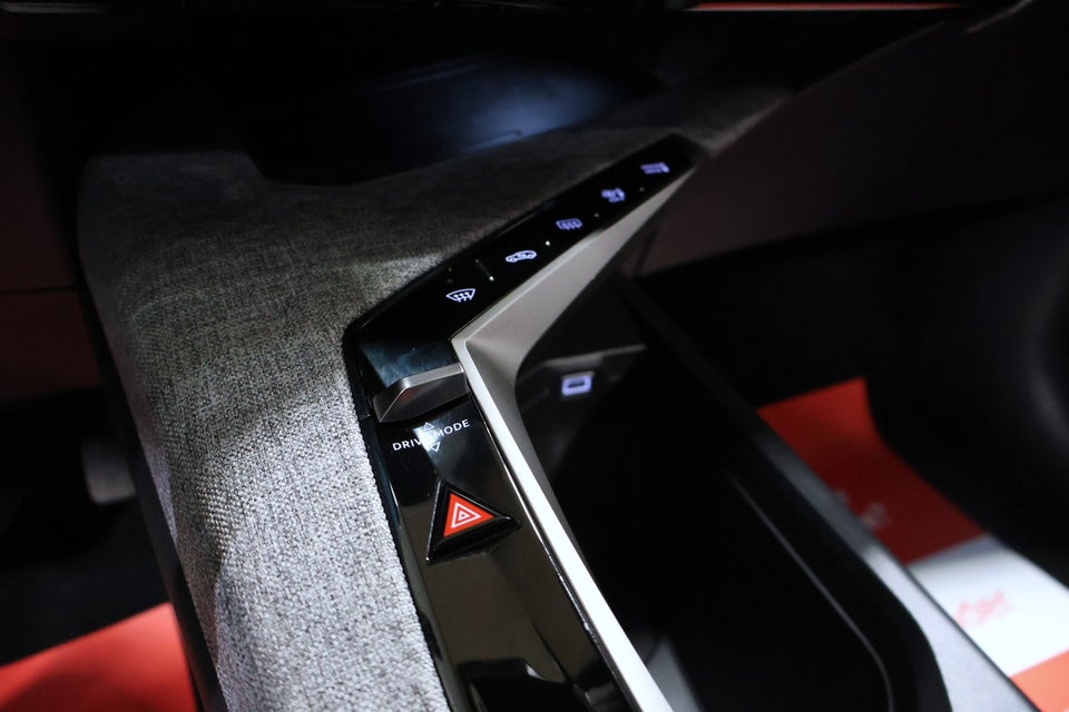 Peugeot e-5008 77 Allure Pack 7prs 5d