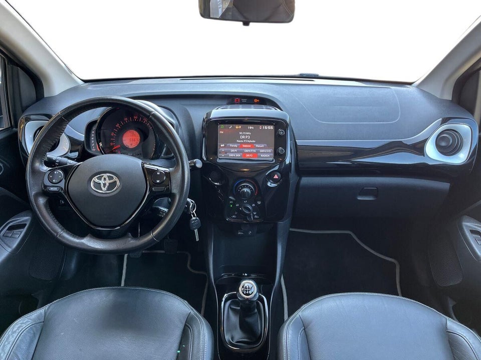 Toyota Aygo 1,0 VVT-i x-cellence 5d