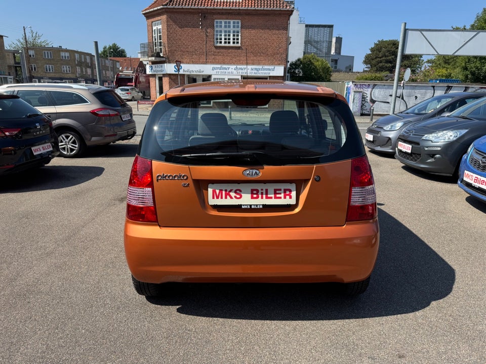 Kia Picanto 1,0 EX 5d