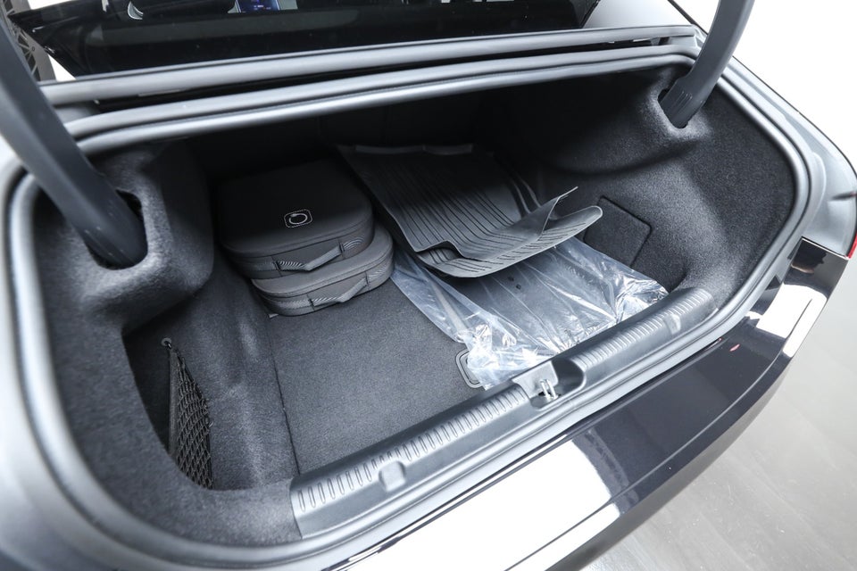 Mercedes EQE350+ AMG Line 4d