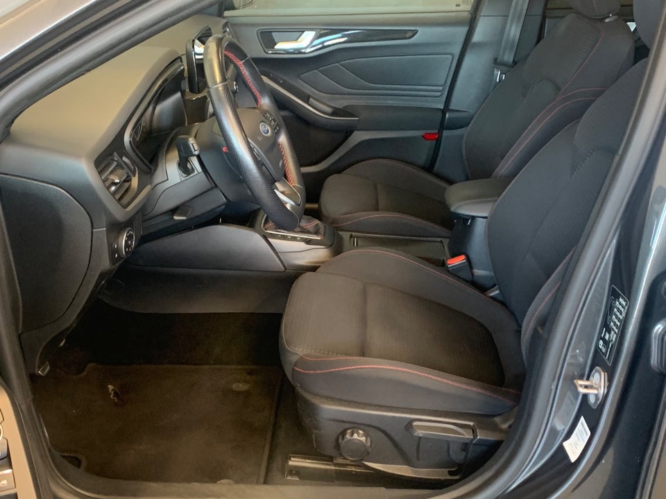 Ford Focus 1,0 EcoBoost ST-Line 5d