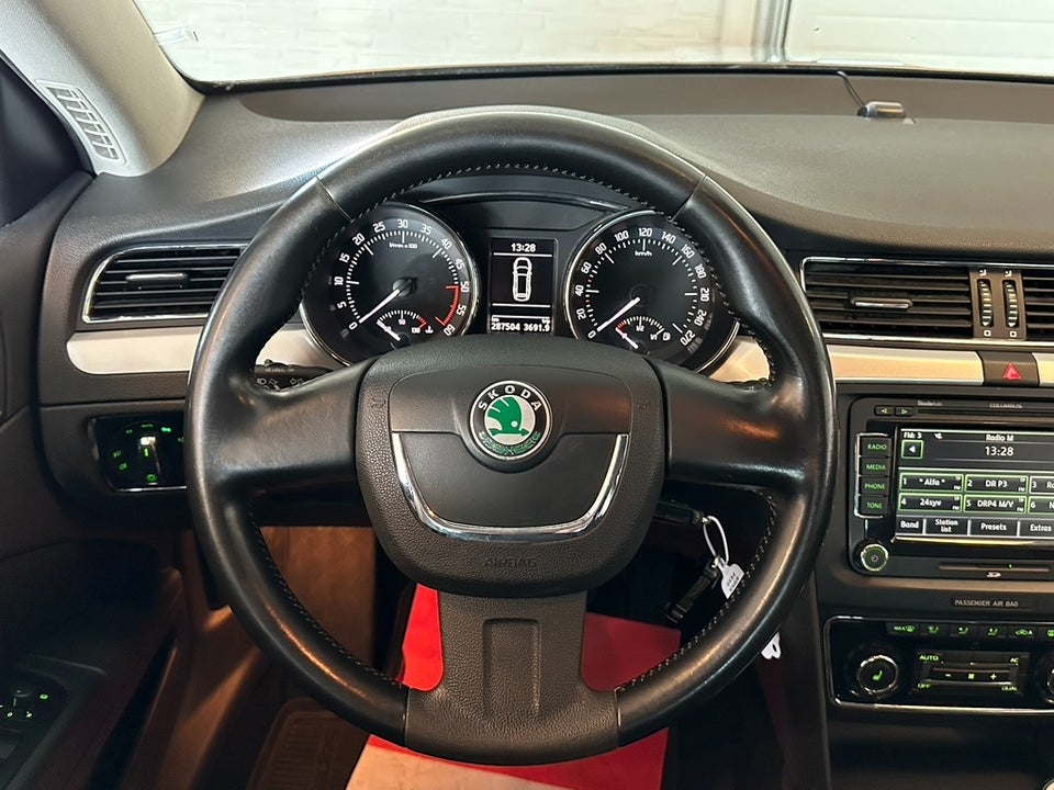 Skoda Superb 1,6 TDi 105 Ambition Combi GreenLine 5d