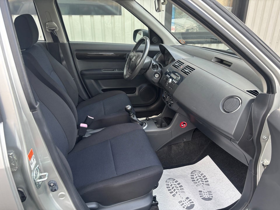 Suzuki Swift 1,3 GL-J 5d