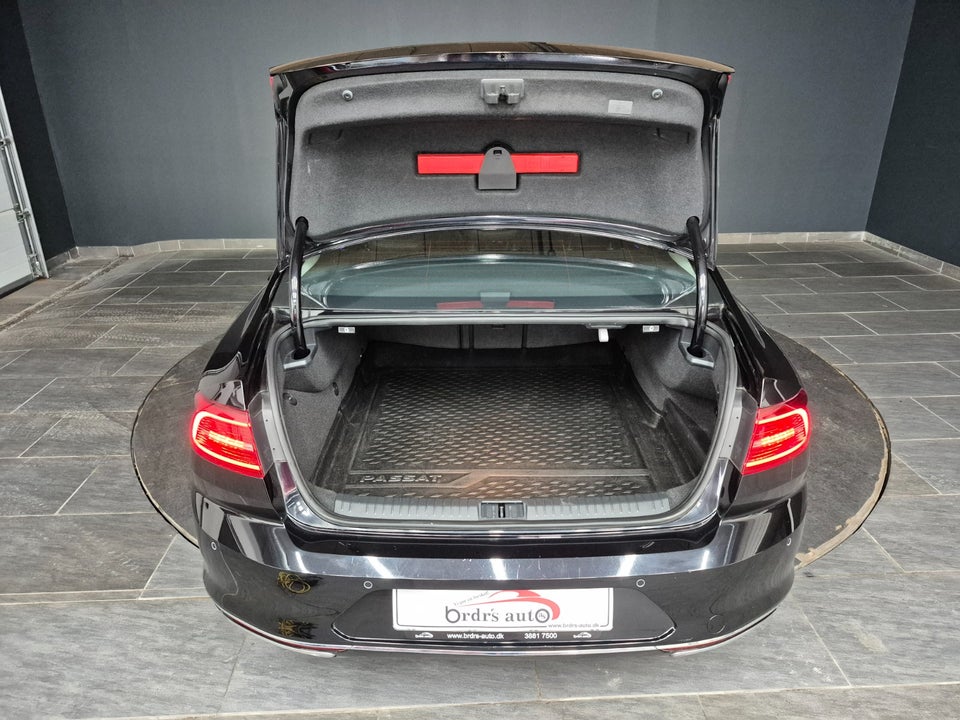 VW Passat 1,4 GTE DSG 4d