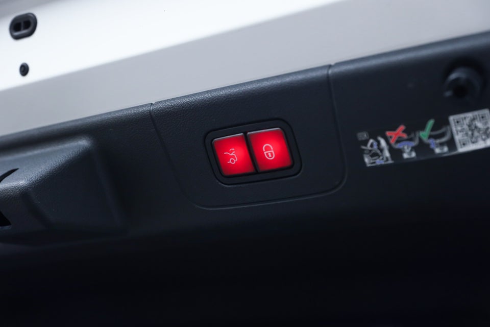 Mercedes CLA250+ EQ Progressive 4d