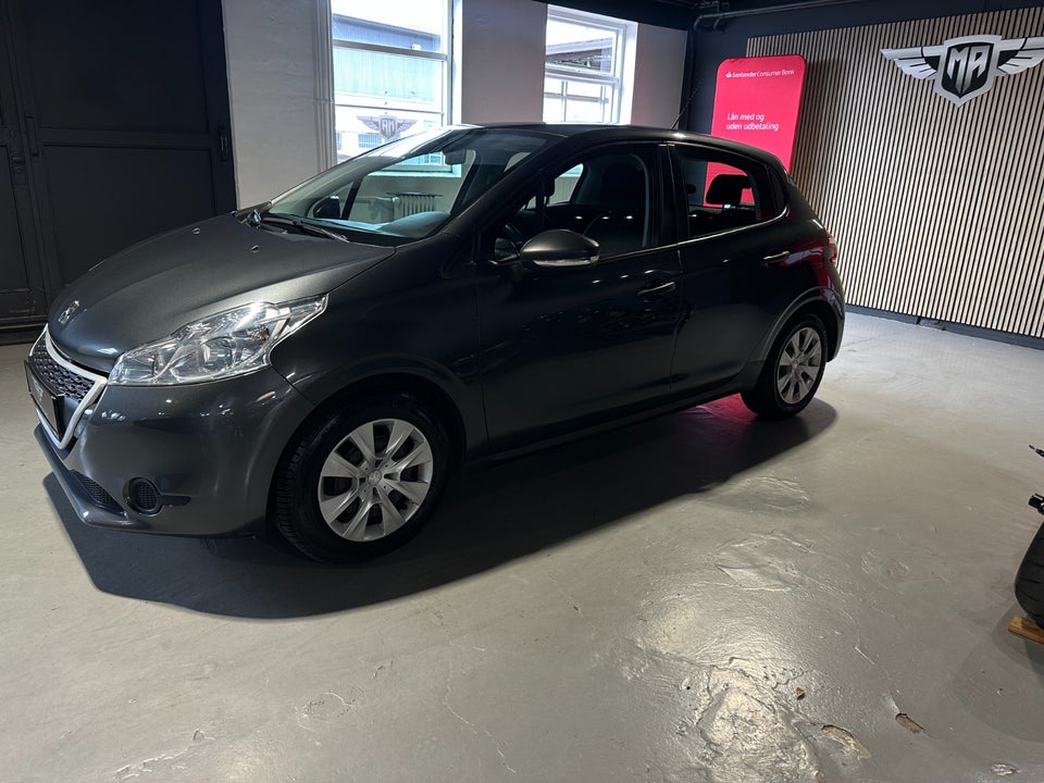 Peugeot 208 1,0 VTi Access 5d