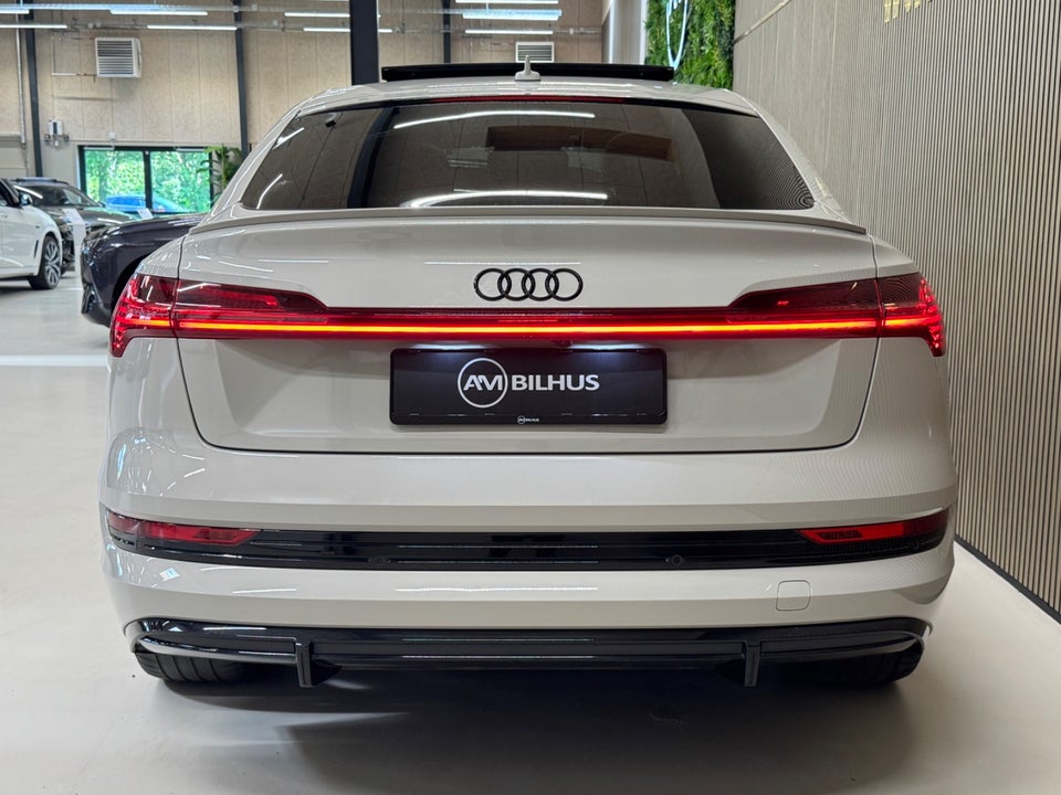 Audi e-tron 55 S-line Sportback quattro 5d