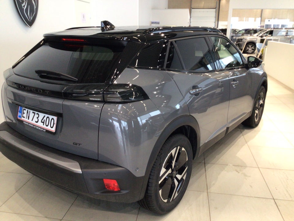 Peugeot e-2008 54 GT 5d