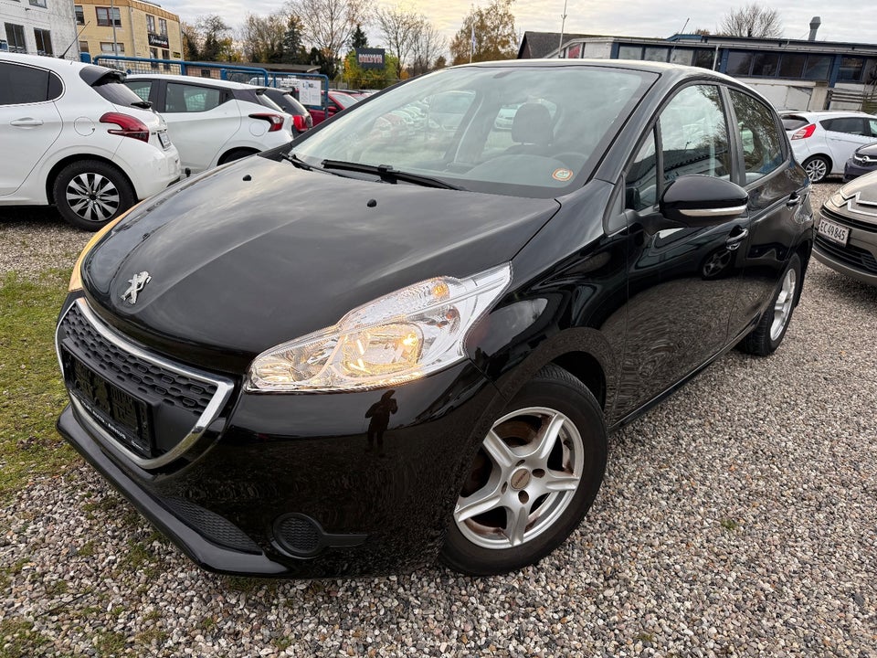 Peugeot 208 1,2 VTi Active 5d