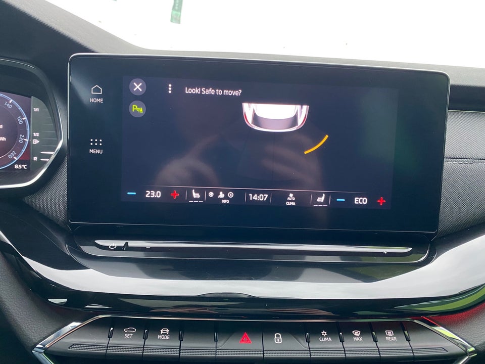 Skoda Octavia 1,4 TSi iV Plus Combi DSG 5d