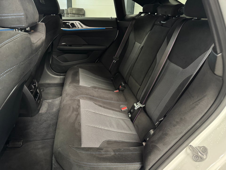 BMW i4 eDrive40 Fully Charged M-Sport Pro 5d