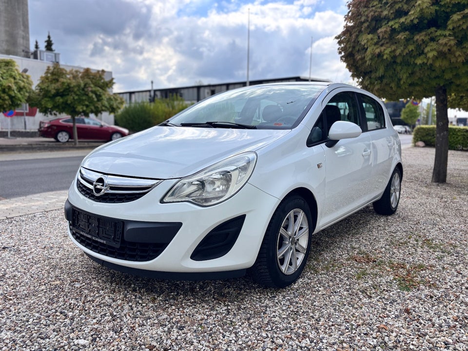 Opel Corsa 1,0 12V Enjoy 5d