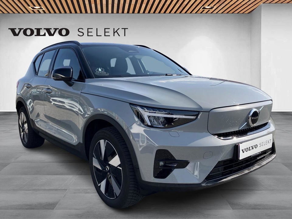 Volvo XC40 ReCharge Extended Range Plus 5d