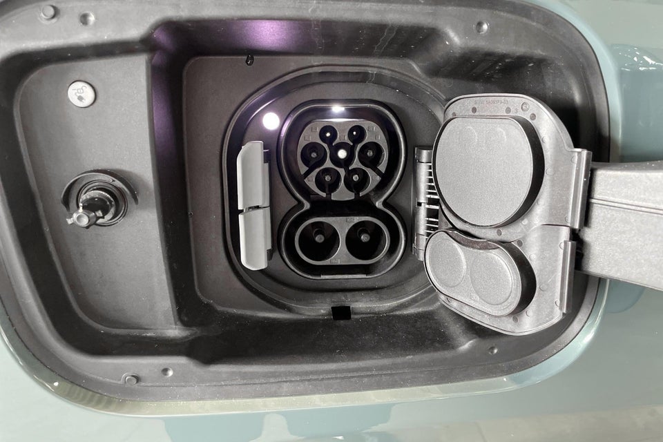 BMW iX1 xDrive30 Fully Charged 5d