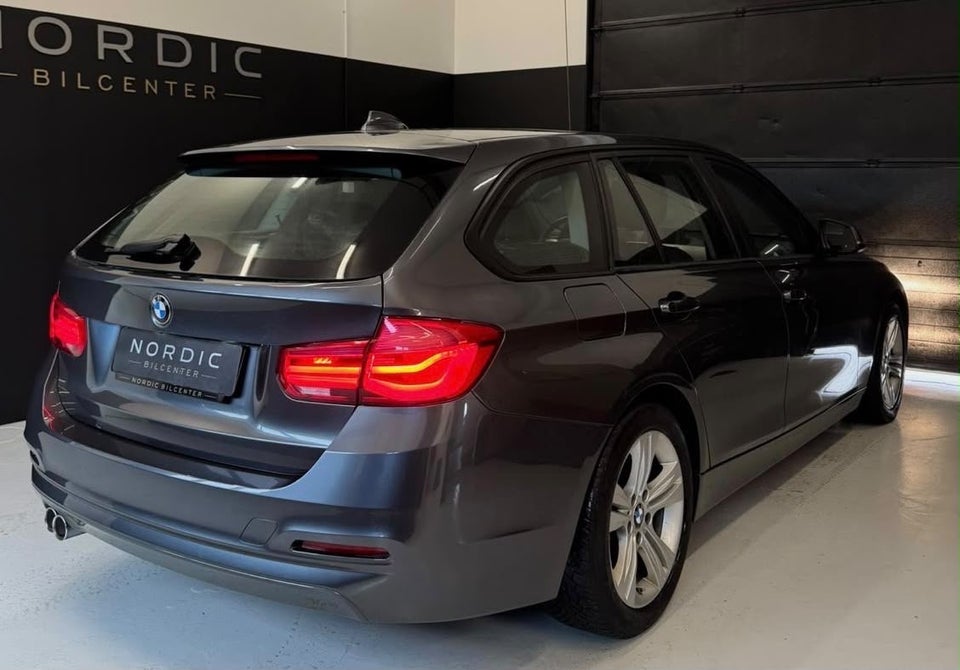 BMW 320d 2,0 Touring aut. 5d
