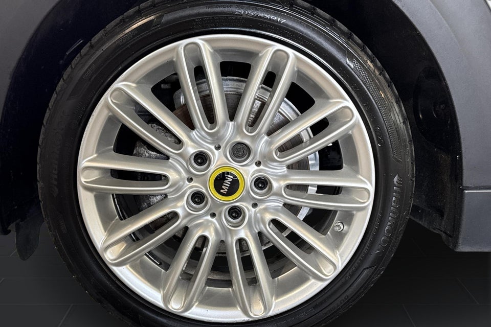 MINI Cooper SE Classic Trim 3d