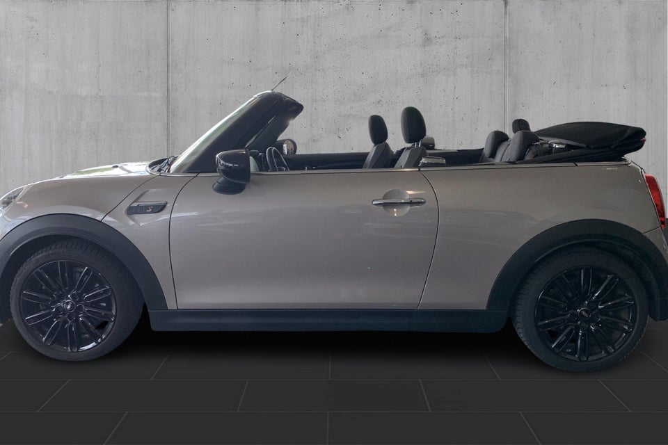 MINI Cooper S 2,0 Essential Cabriolet aut. 2d