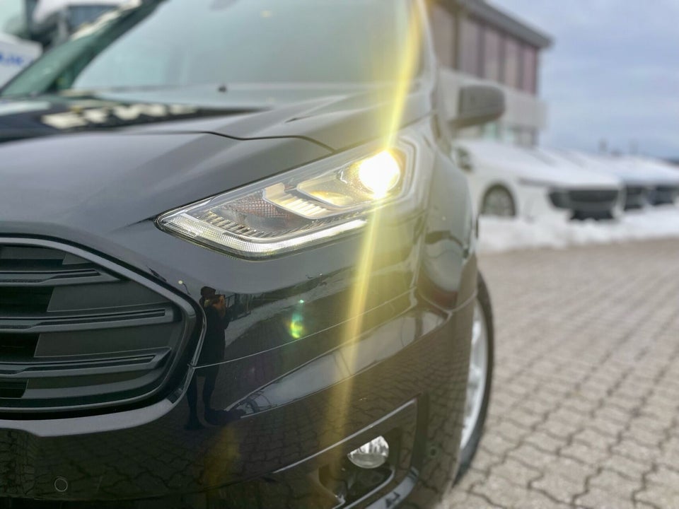 Ford Transit Connect 1,5 EcoBlue Limited kort