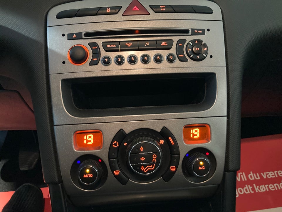 Peugeot 308 1,6 HDi 90 Premium SW 5d