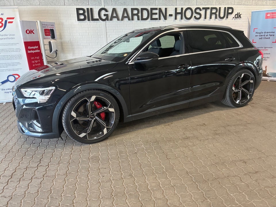 Audi Q8 e-tron 55 quattro 5d