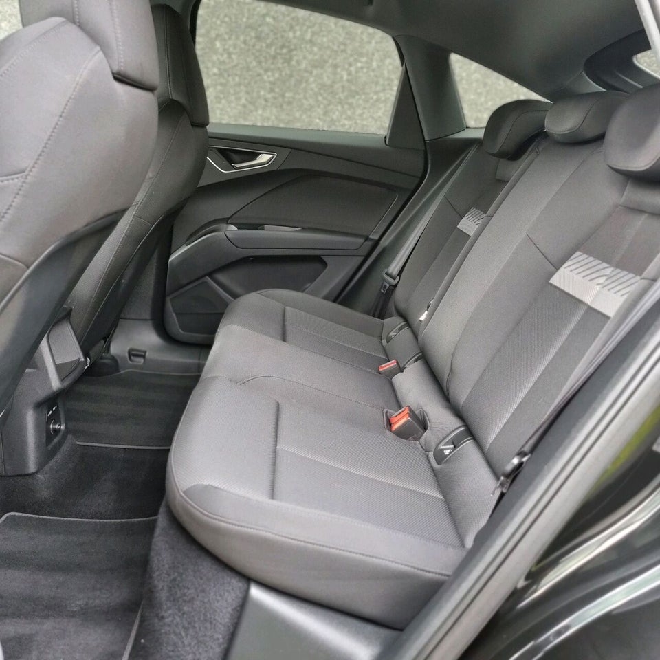 Audi Q4 e-tron 45 S-line Sportback 5d