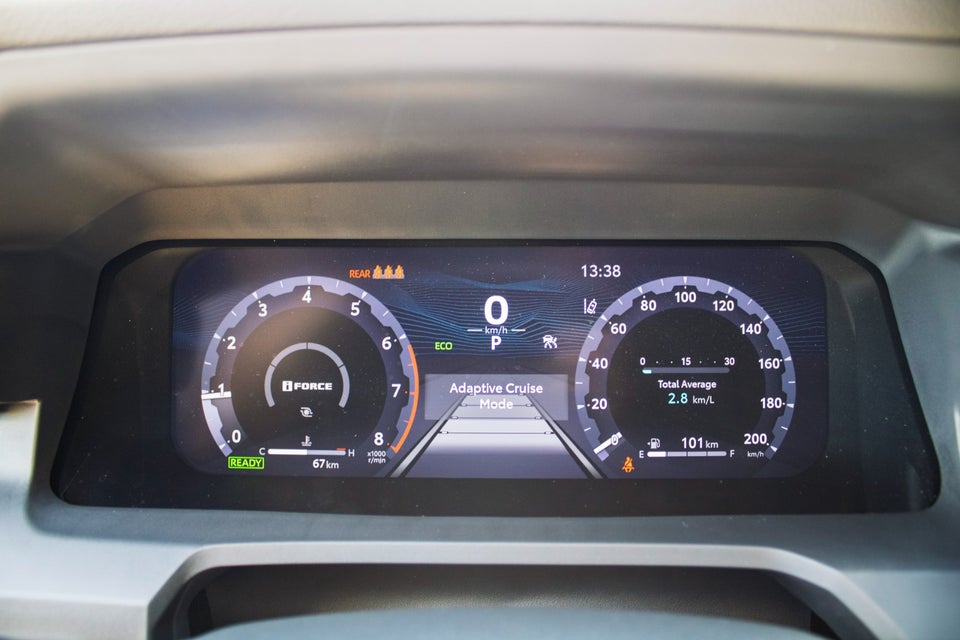 Toyota Tacoma 2,4 Hybrid Off-Road Premium aut. 4x4 4d