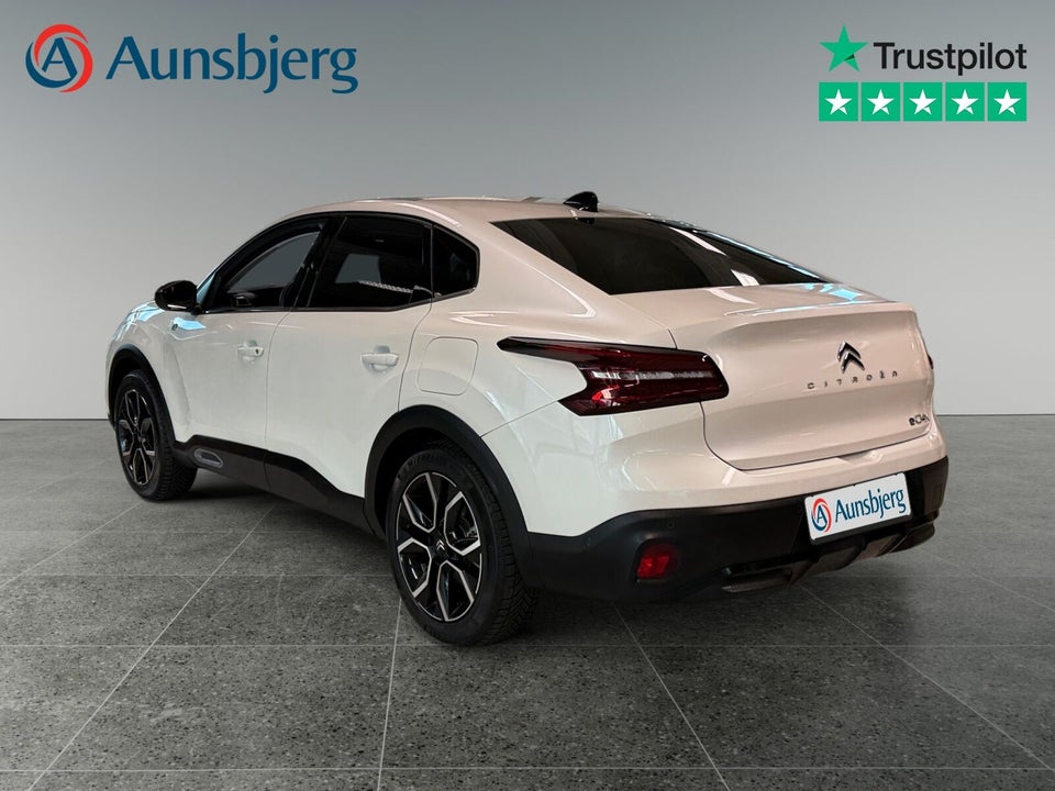 Citroën ë-C4 X 50 Shine 4d