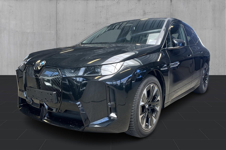 BMW iX xDrive45 M-Sport 5d