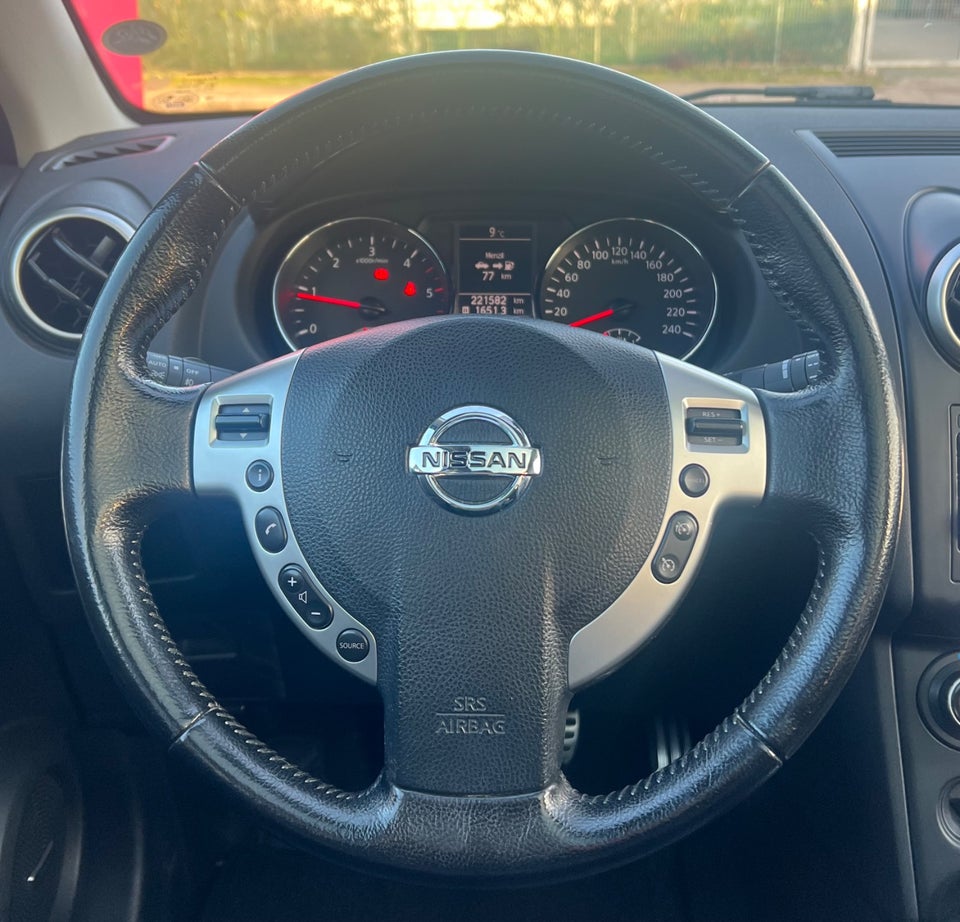 Nissan Qashqai 1,5 dCi 110 Tekna 5d