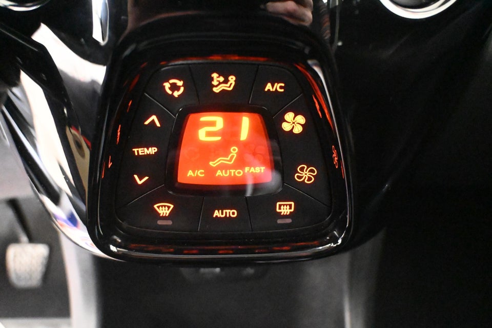 Citroën C1 1,0 VTi Attaque 5d