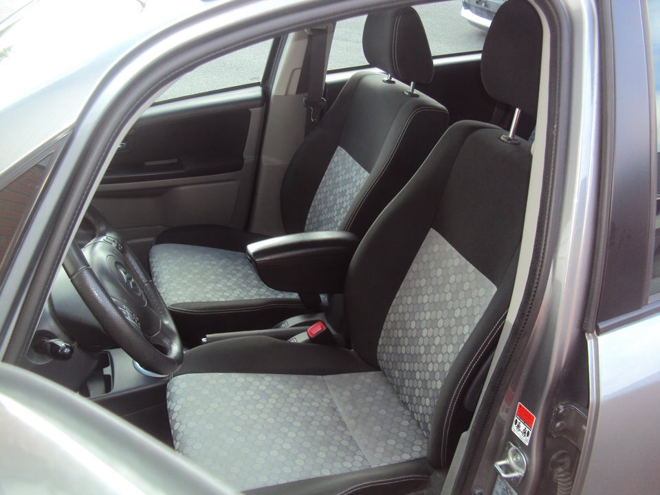 Suzuki SX4 1,6 CombiBack Tour 5d