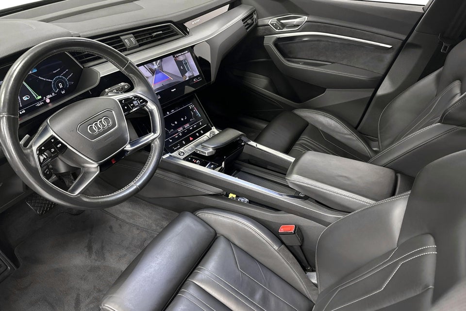 Audi e-tron 55 S-line Prestige quattro 5d