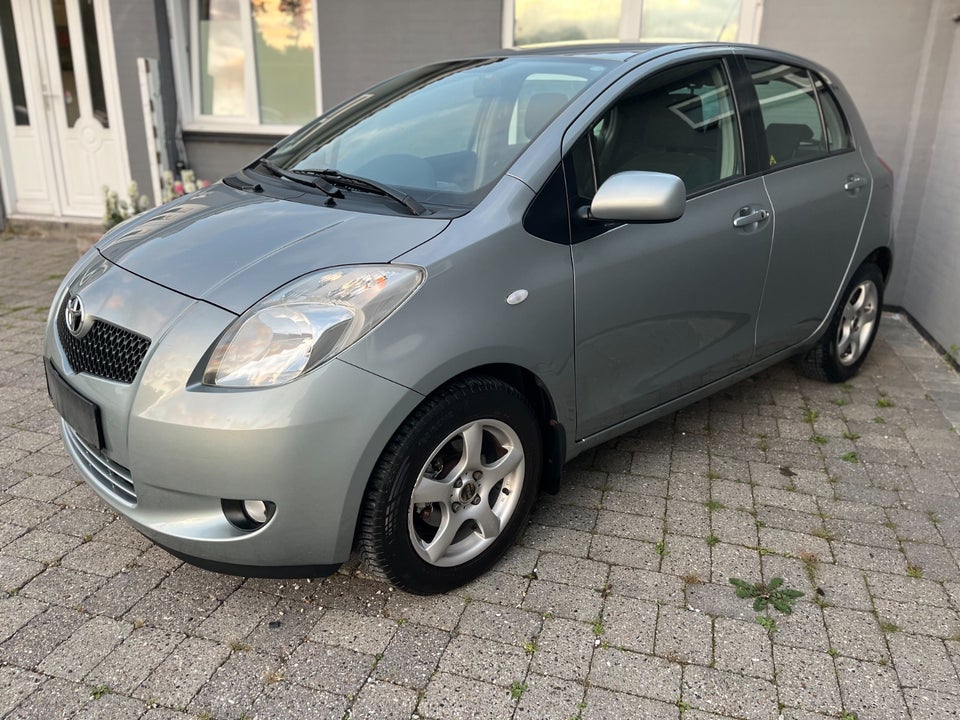 Toyota Yaris 1,3 Sol M/M 5d