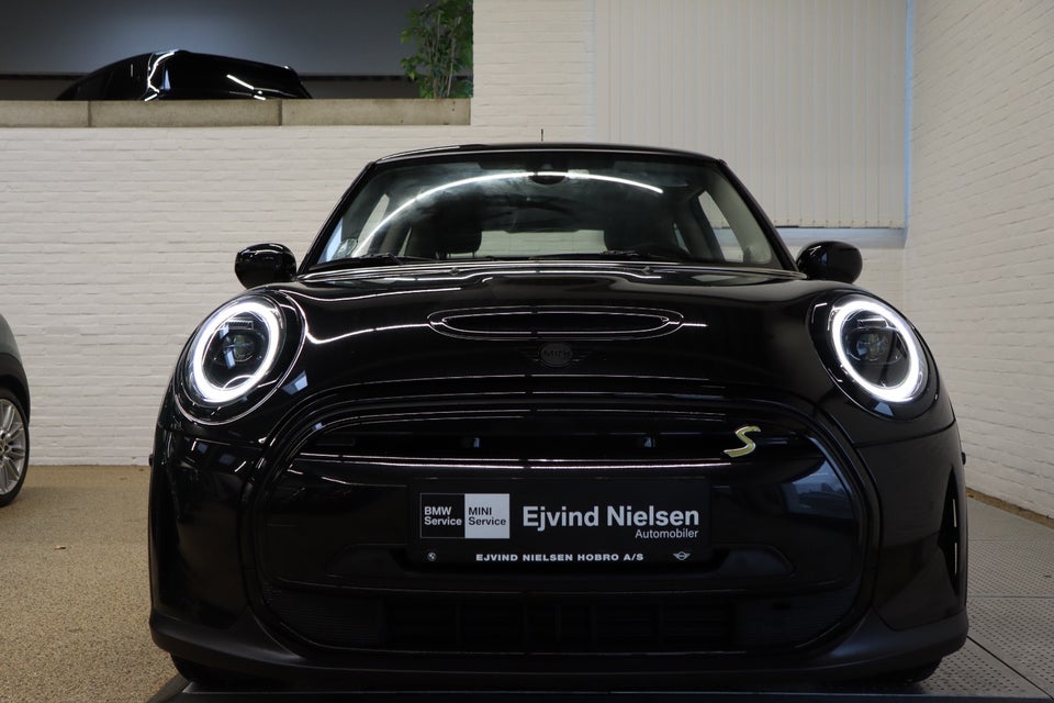 MINI Cooper SE Maximise 3d